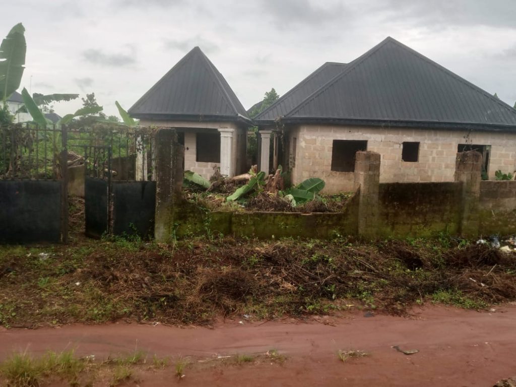 Buy This: Unprecedented Opportunity – Explore Two 2-Bedroom Flats and a Detached Self-Contained Unit Await Your Consideration